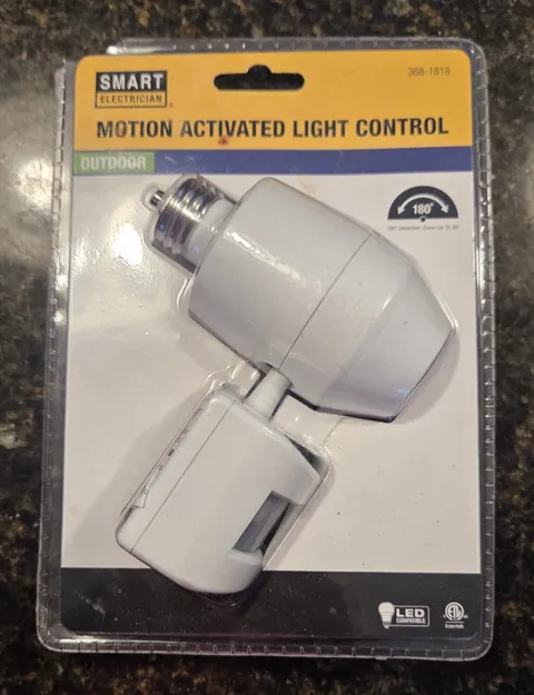 Outdoor Motion Detection Activated Light Control for Medium Base up to 150W Bulb