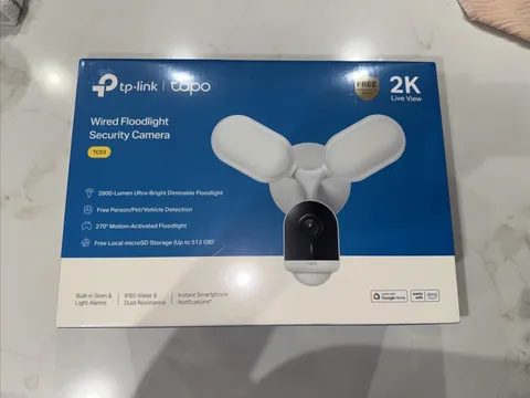 TP-Link Tapo 2K Wired Floodlight Security Camera Outdoor TC53 White NEW SEALED 