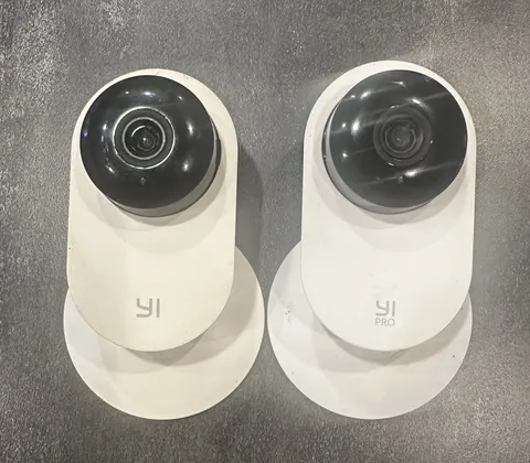 YI Home Camera Lot – 1080p Indoor Security Camera + YI Home 2K Pro WiFi Cam