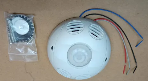 PHILIPS LRM225500 LV Ceiling OCCUPANCY SENSOR 2000sq Ft 9137 012 30301