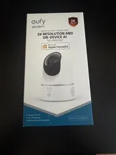 eufy Security 2K E220 indoor cam Pan & Tilt plug-in camera