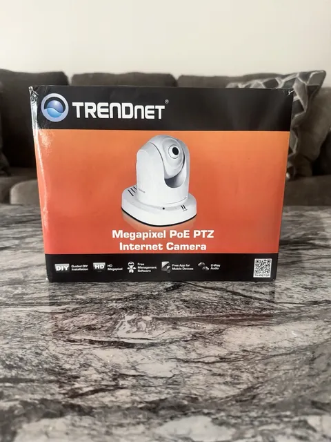 TRENDnet TV-IP672P Megapixel HD PoE Day/Night PTZ IP Indoor Camera