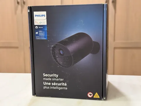 Philips Hue Secure Battery Camera Black 581447 Wireless WiFi IP65 New Sealed