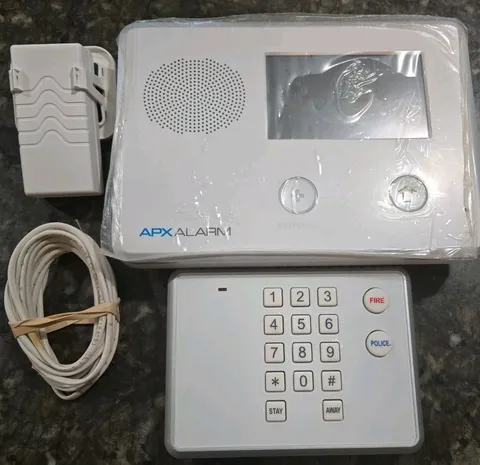 New APX 2GIG-CNTRL1-345 Go!Control Alarm Panel Bundle w/ 2GIG-PAD1-345 Keypad