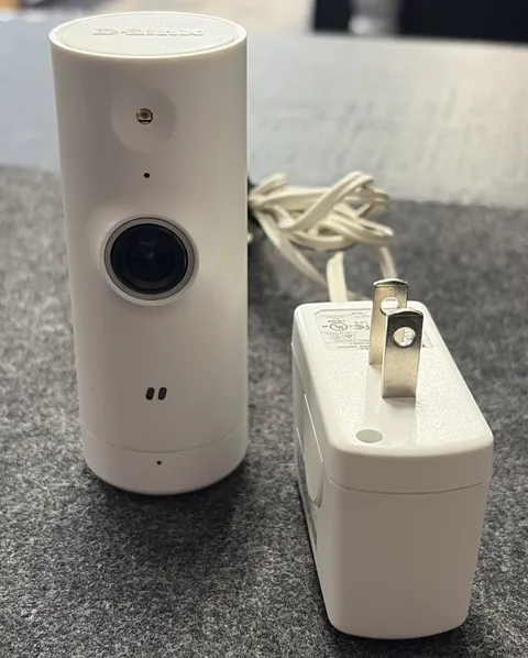 D-Link DCS-8000LH/B Mini Indoor IP Security Camera, 720p HD, Works Alexa Google