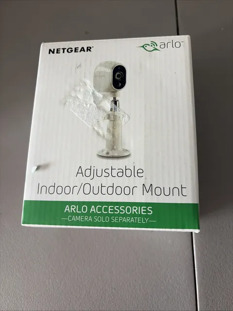 NETGEAR Arlo Adjustable Indoor/Outdoor  Camera Mount New in box