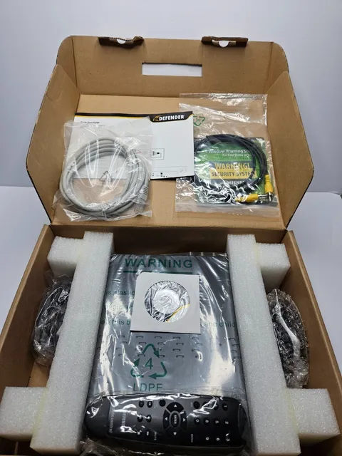 NEW Defender 21012 Security 8 Channel DVR  Kit W Accessories NEW Add Cameras