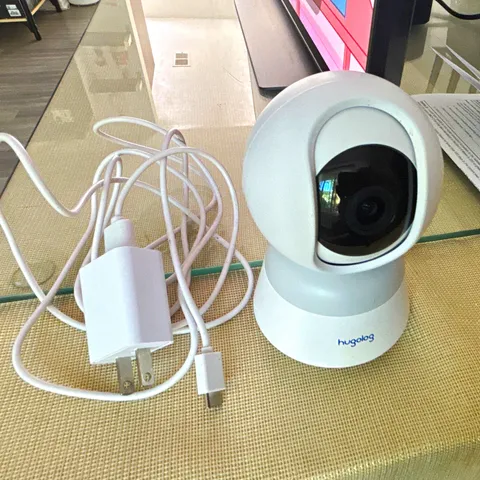 hugolog 3K Indoor IP/Network Surveillance Camera, Wi-Fi Wired USB Power, White
