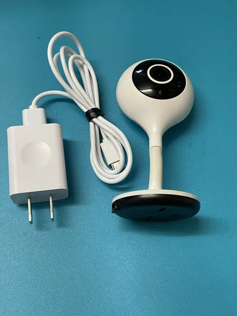 Merkury Innovations MI-CW007-199W Smart Camera Voice Control W/Power Adapter