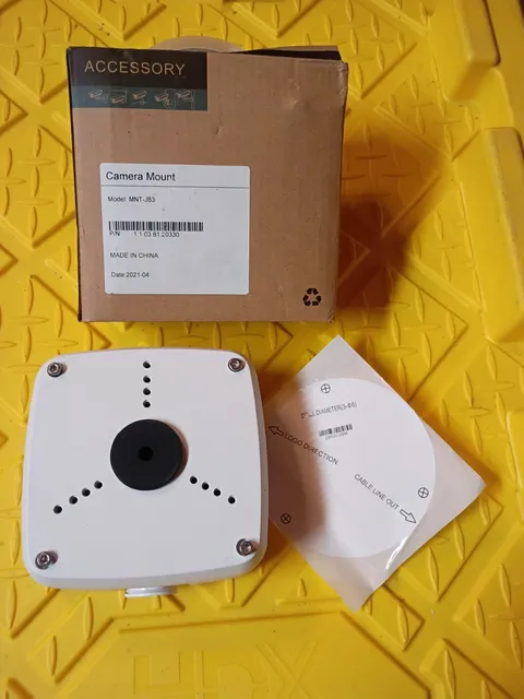 Lorex ACJNCD3BKB Outdoor Junction Box for 3 Screw Base Cameras (White)