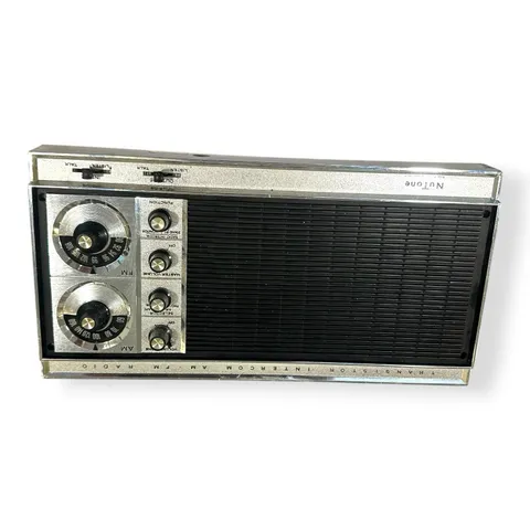 Vintage NuTone Intercom 2561-62 master station 2561, 2562 AM/FM Transistor Radio