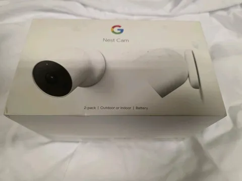 Google Nest Security Indoor Outdoor Cameras G3AL9 (Snow) 2-Pack with box