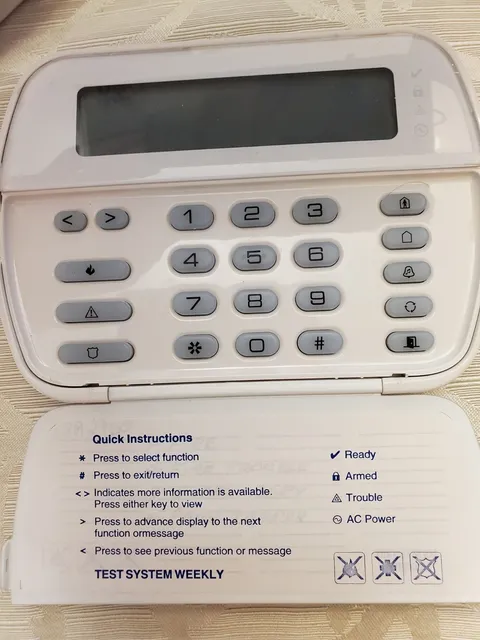 DSC PK5501 v1.20N PowerSeries 64-Zone LCD Picture Icon Keypad,quick icon buttons