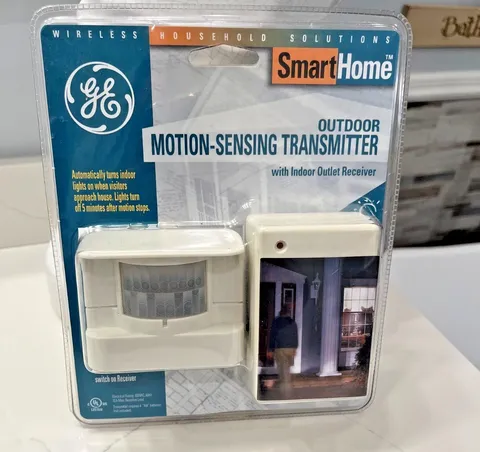 GE Smart Home Motion -Sensing Outdoor Transmitter Indoor Receiver Auto Lights