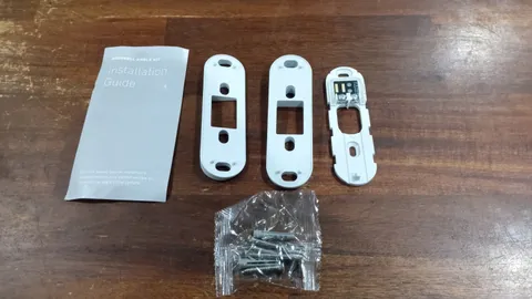 SimpliSafe Wedge Kit With Mounting Screws With Allen Locking Torx Screw,