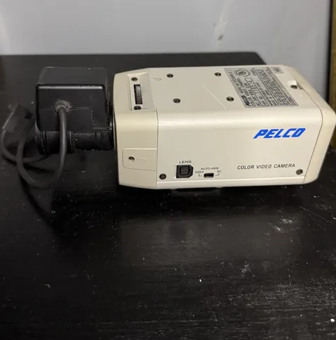 Pelco CC3300-2 Color CCTV Security Camera Sony Japan w/ Lens Untested