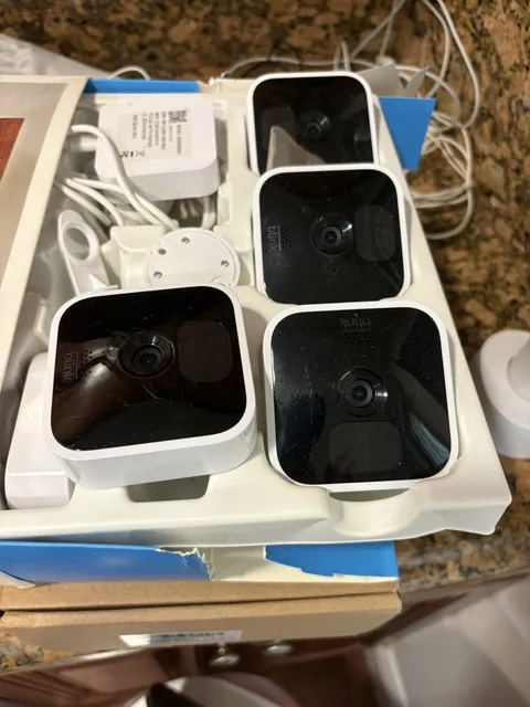 Blink Indoor 5-Camera Wireless Wi-Fi Battery 1080p HD System Alexa Two-Way