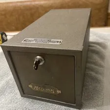 vintage MEILINK STEEL SAFE CO. heavy Fire Insulated Metal Safe 13" 6 3/4" 6 3/4"