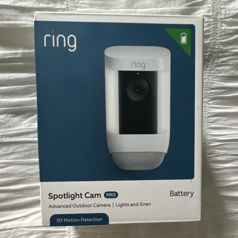 Ring Spotlight Cam Pro Battery Outdoor Wi-Fi 1080p Lights Siren White