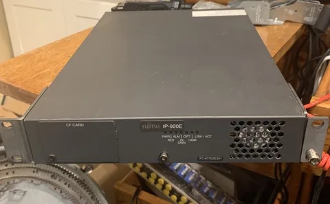 FUJITSU IP-920E HD/SD MPEG4 AVC VIDEO ENCODER W/mounting Ears