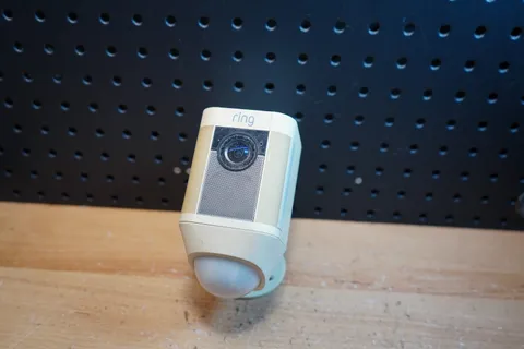 (F) Ring Spotlight Cam Battery 8SB1S7-WEN0 1st Gen White Security No Batteries