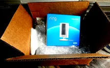 Ring Indoor Cam (2nd Gen) --White 1080p HD Plug-In Security Camera CIB 2025
