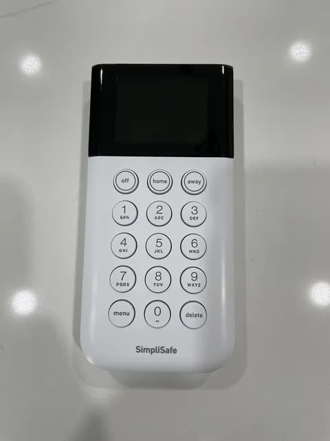 SimpliSafe SSKP3 Keypad WHITE Touch-to-Wake Wireless Home Security GEN 3 - Used