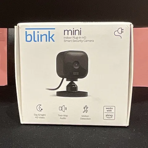 Blink Mini Indoor Plug-In HD Wi-Fi IP Camera Black, Night Vision, Alexa