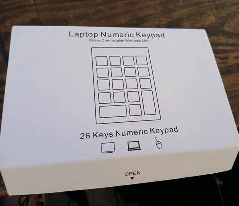 Spadger Plug & Play 26 Keys Numeric Keypad For Laptop Open Box