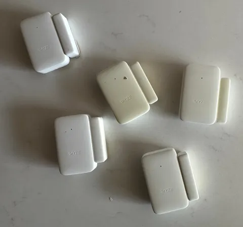 Wyze Entry Sensor V2 - (5 lot) WSES2 - Home Security System