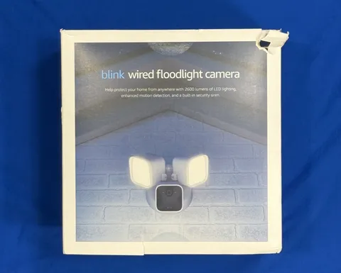 Blink Wired Floodlight Camera 2600 Lumen White Alexa 1080p Security New & Sealed