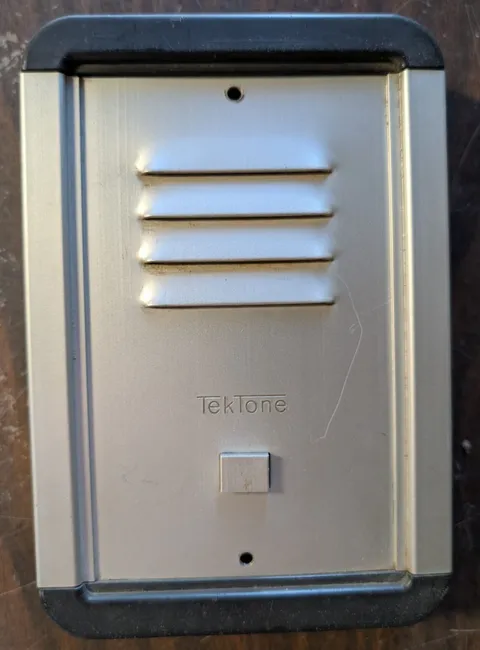 Tektone Vandal-Resistant Outdoor Intercom Station #OR502S