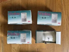 DSC Wireless PIR WLS904 900mhz  Motion Sensor (Lot of 4, 2 unused, 2 used)