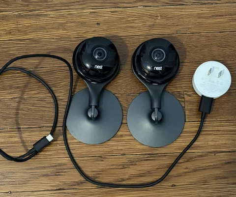 Lot Of 2 Google Nest Cam Indoor Security Camera A0005 1st Gen-Stands, 1 Charger
