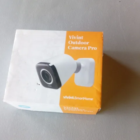 Vivint Outdoor Camera Pro IP/Network Wi-Fi Outdoor Camera 1080p White 1pc