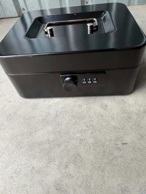 SMALL PERSONAL COIN/MONEY/JEWELRY COMBONATION SAFE (METAL, BLACK)