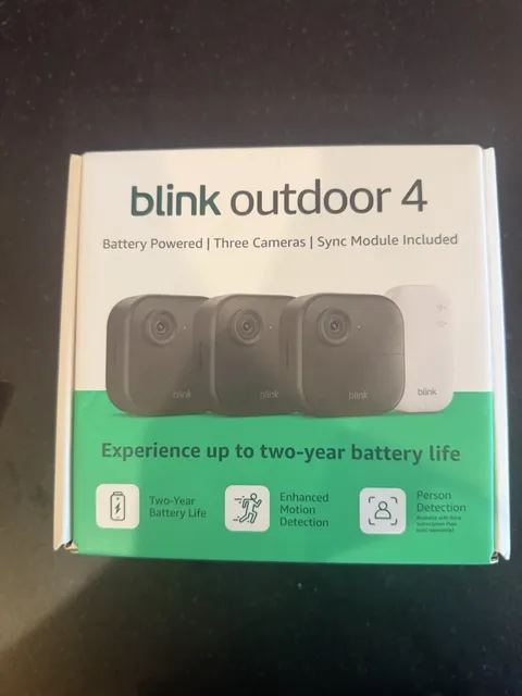 Blink Outdoor 4 – Wireless smart security camera, two-year battery life, 1080p