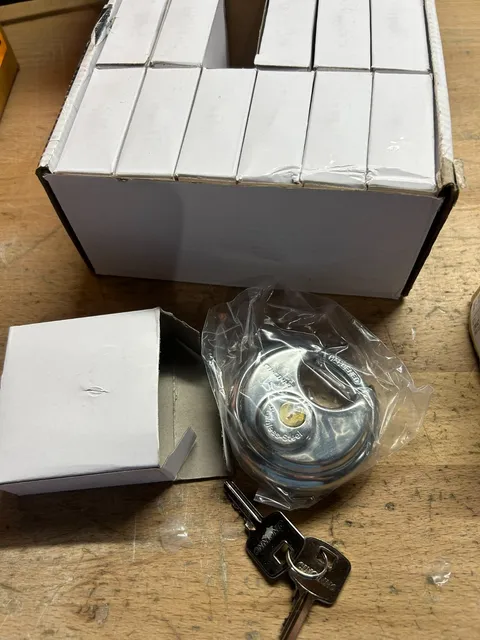 CINCINNO Padlocks Stainless Steel Discus Lock 2-3/4"  NEW BOX OF 12