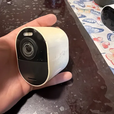 Arlo Ultra VMC5040 Spotlight Security Camera 4K Wireless Add-on White