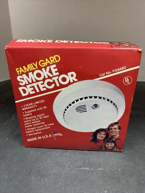 Family Gard Smoke Detector Alarm - Model FG888D - Vintage 1988- New in Box