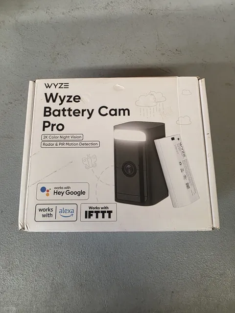 Wyze  Battery Cam Pro 2k HDR Wireless Security Camera black WYZECOPB