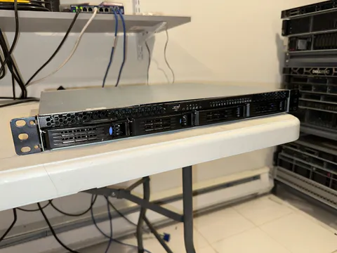 American Dynamics ADVER18N0NP16G 32 Channels VideoEdge 1U Network Video Recorder