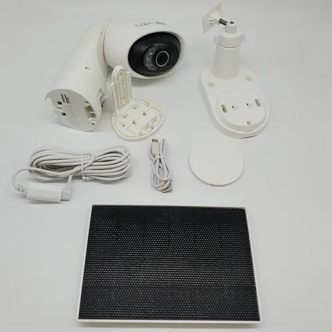 Tapo 4K Outdoor Camera Wireless, Battery Camera w/Solar Panel/Pan/Tilt/360° View