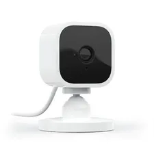 Blink Mini - Compact Indoor Plug-in Smart Security Camera 1080p - 1 cam - White
