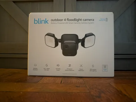 Blink Outdoor 4 (4th Gen) Floodlight Camera Black - NEW AND AVAILABLE Now Quick 