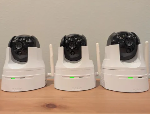 D-Link DCS-5222L HD Cameras Pan/Tilt Night Vision Lot of 3