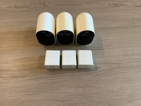 Arlo Pro 3 VMC4040P White Wireless Security Camera Lot Of 3 Untested As Is