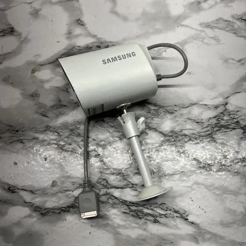 Samsung SEB-1005R Bullet Camera POE Camera Waterproof Digital Color W STAND W5C5