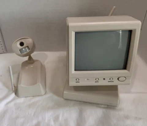 Vintage Wireless Camera Observation Monitor  5.5" Used/See Description