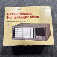 Safe House Passive Infrared  Home Burglar Alarm 49-308 New Old Stock Vintage